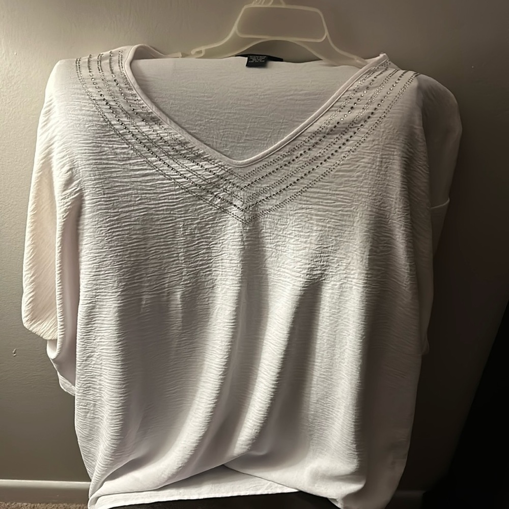 Ashley Stewart white shite with silver rhinestones